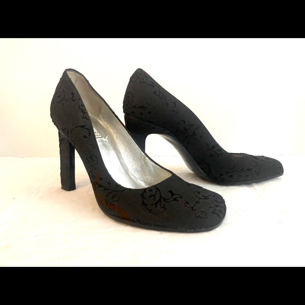 NEW PRICE! CHARLES JOURDAN PUMPS (4-04222020)